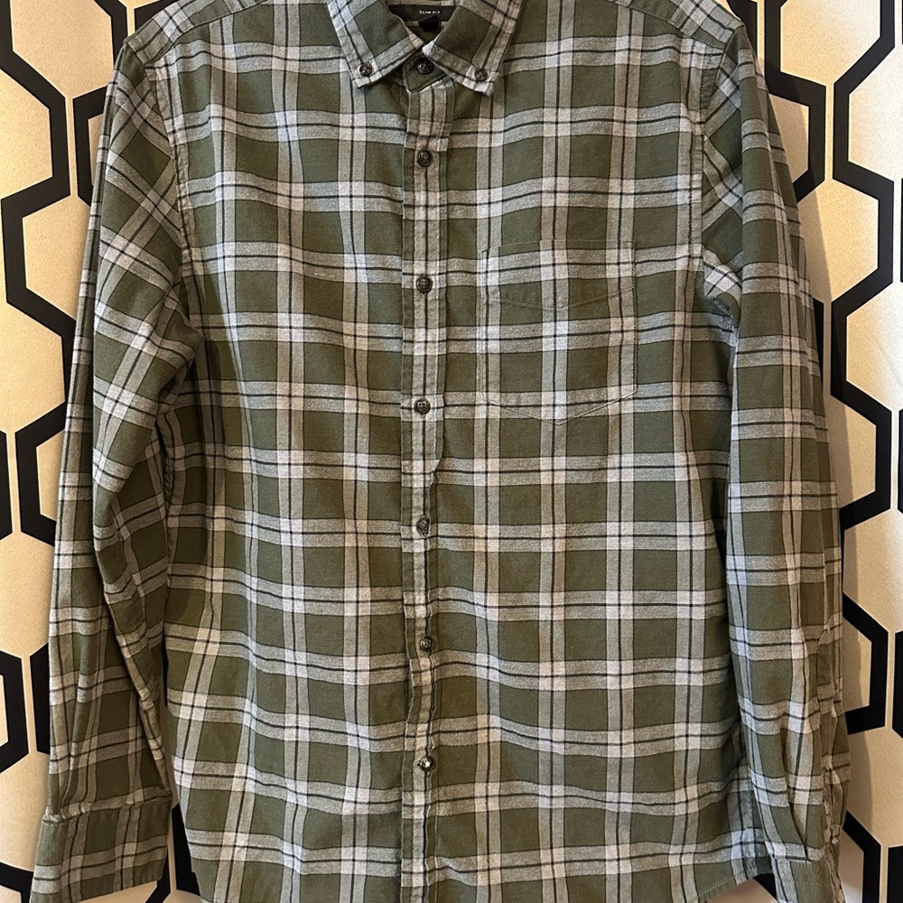 Banana Republic Olive Plaid Luxe Flannel Button Down Shirt